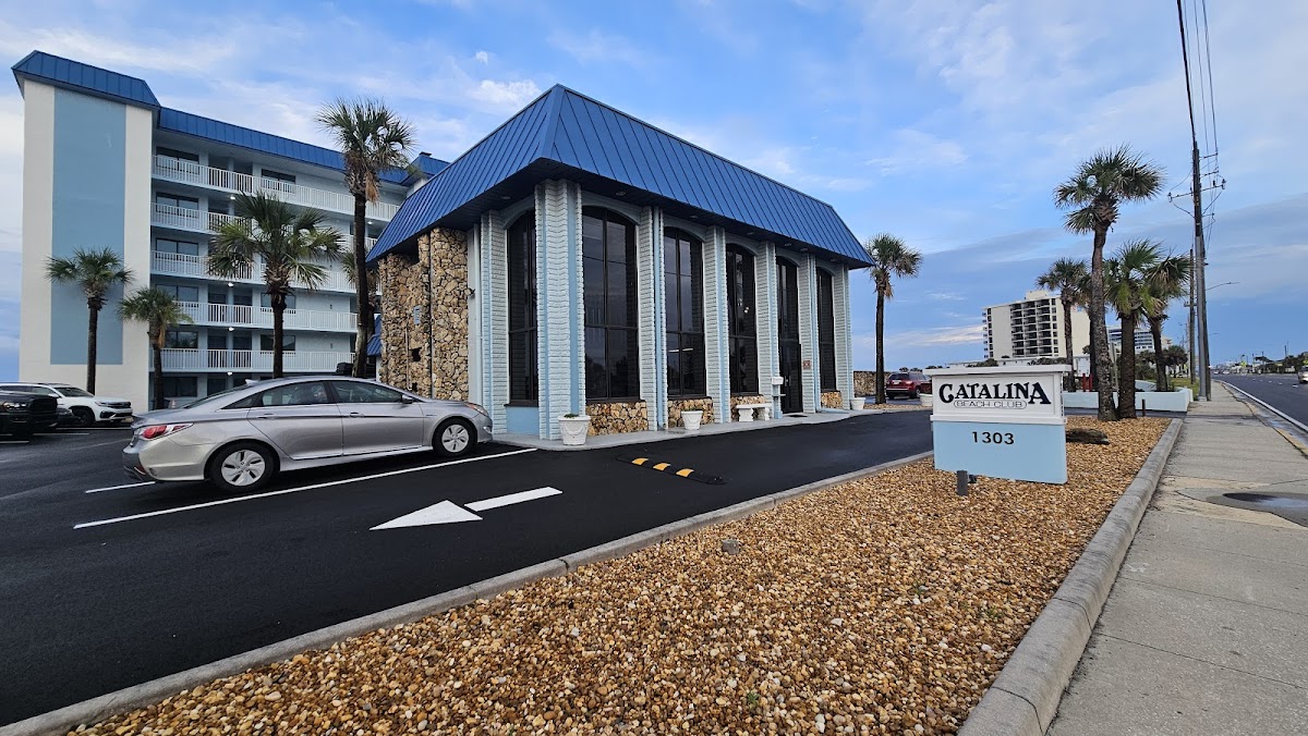 Catalina Beach Club