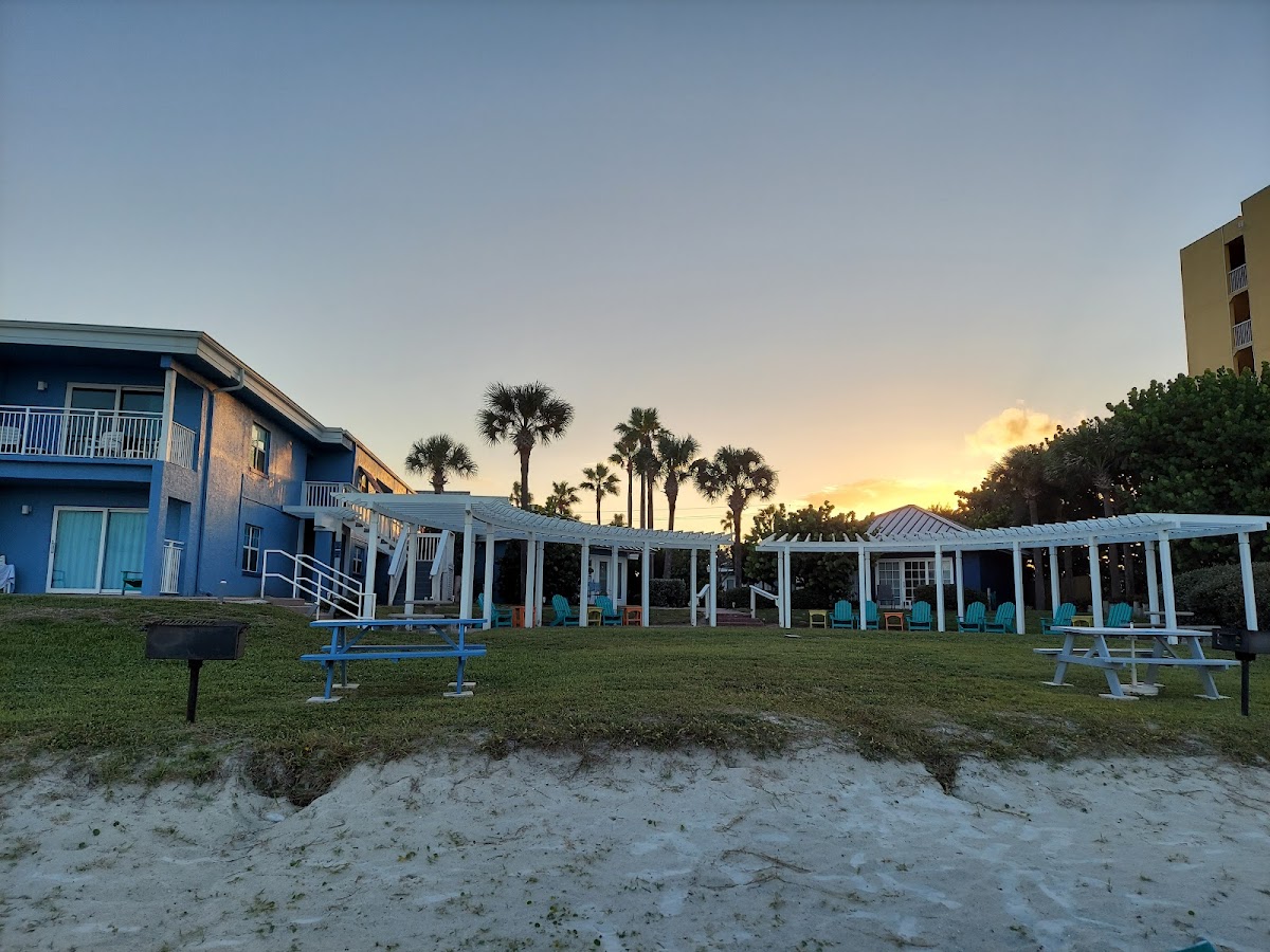 Coconut Palms Beach Resort