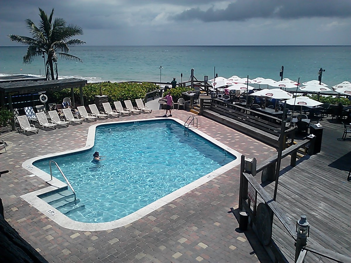 Driftwood Inn Resort