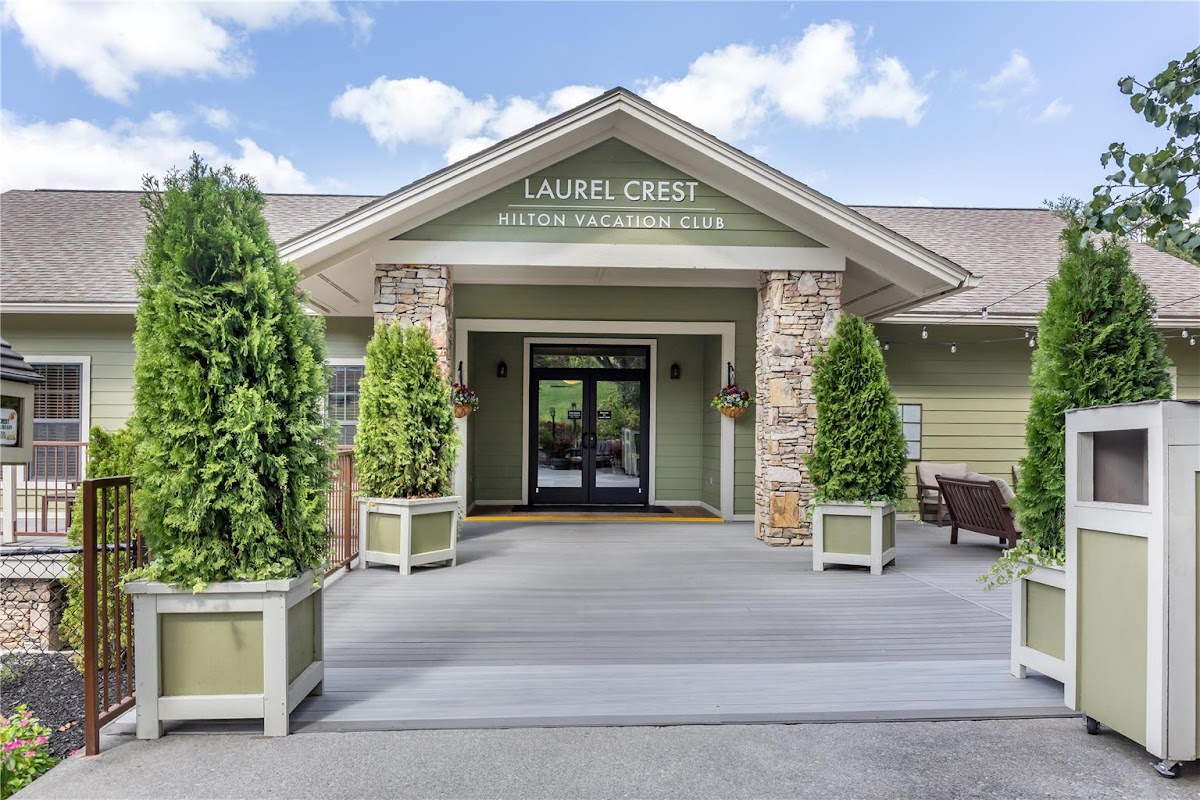 Laurel Crest