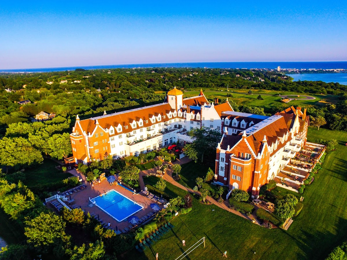 Montauk Manor