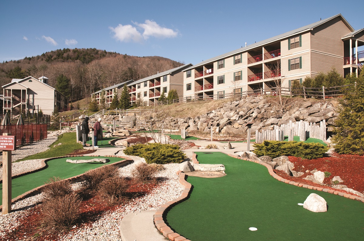 Oak n’ Spruce Resort in the Berkshires